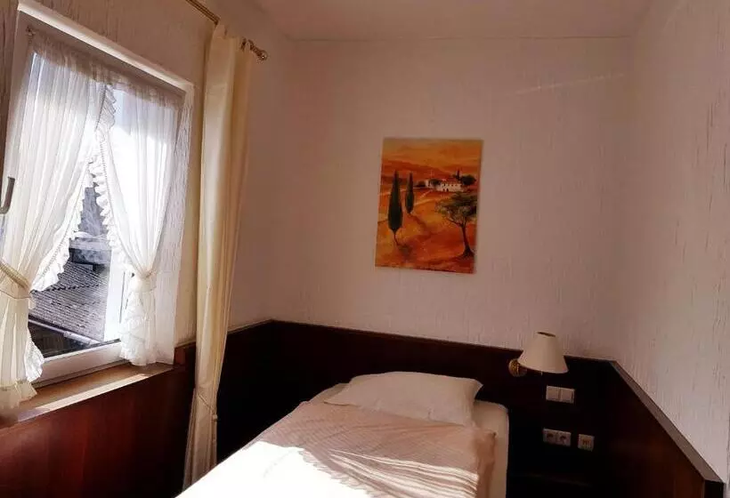 ホテル Restaurant Jägerhof