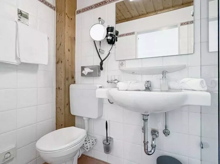 Отель Schlossblick Chiemsee