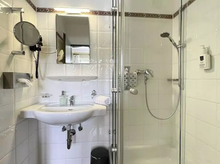 Отель Schlossblick Chiemsee