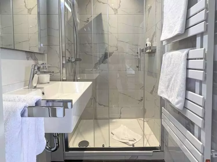 Отель Schlossblick Chiemsee