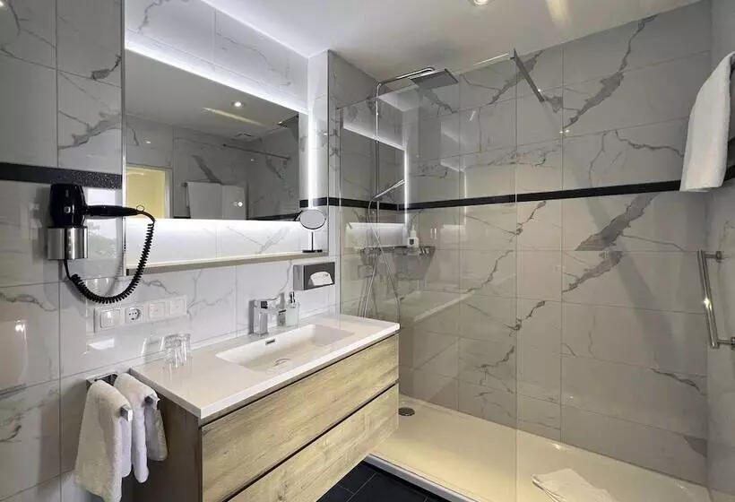 Отель Schlossblick Chiemsee