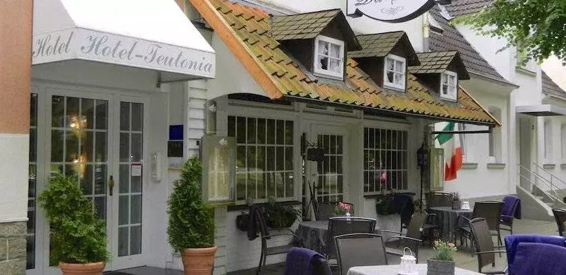 בית מלון כפרי Teutonia