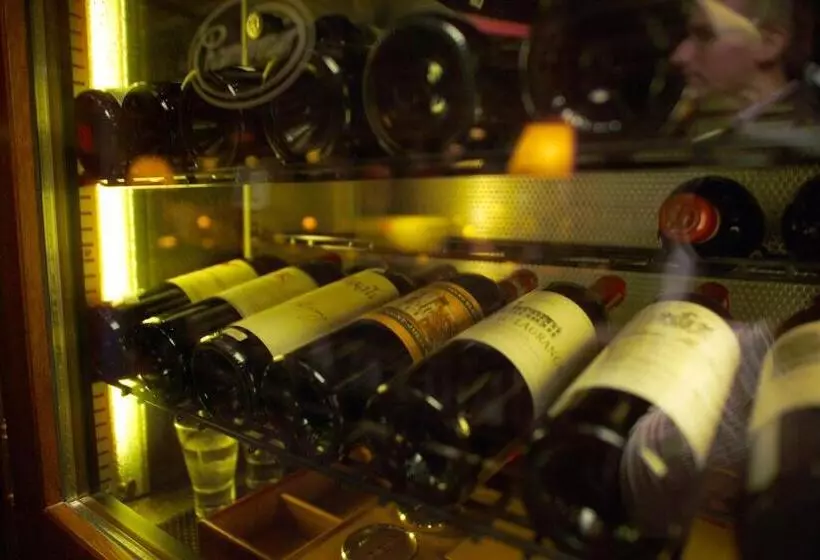 בית מלון כפרי Zum Alten Brunnen