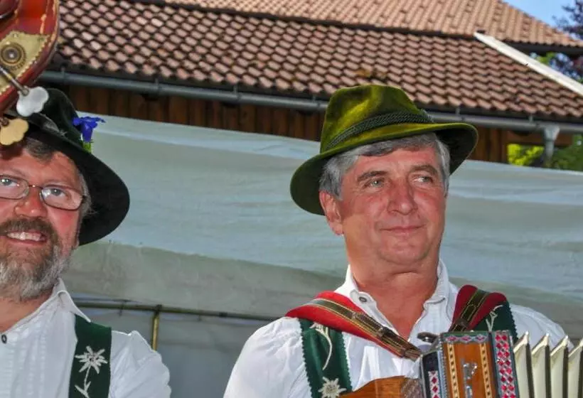 פנסיון Gasthof Rose