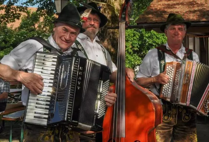 פנסיון Gasthof Rose