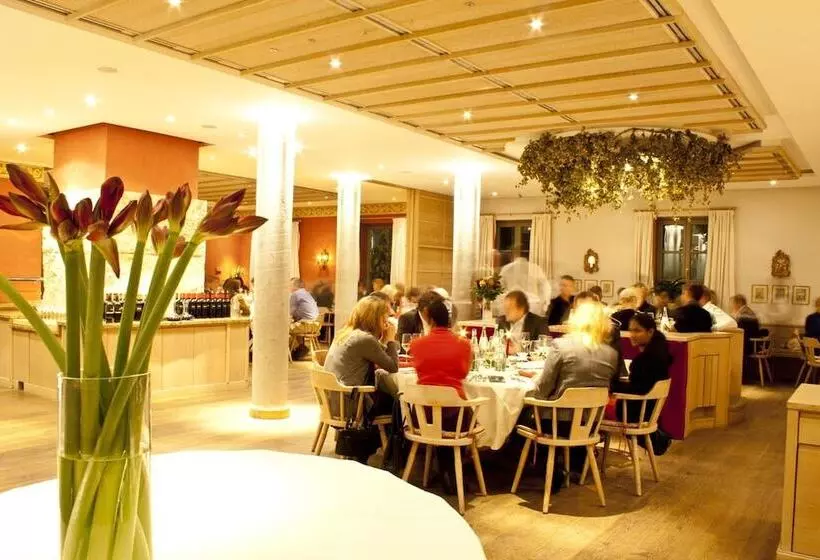 ペンション Zur Post