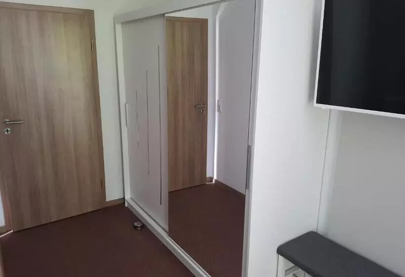 住宿加早餐  Pension Haus Inge