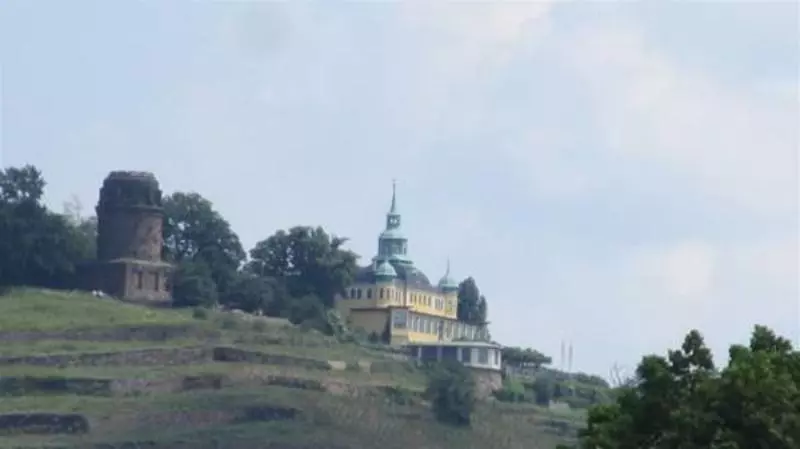 تختخواب و صبحانه Pension Villa Marie