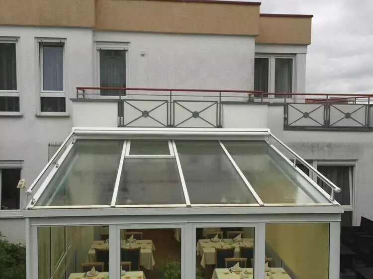 Airport Hotel Stetten