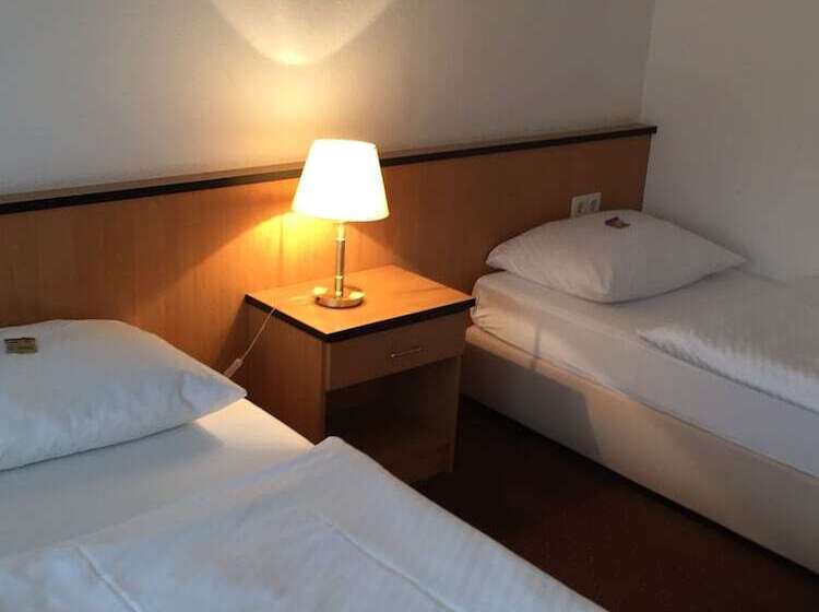 Airport Hotel Stetten