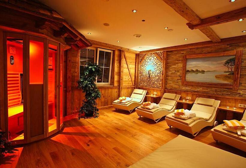 Отель Am Schloßberg