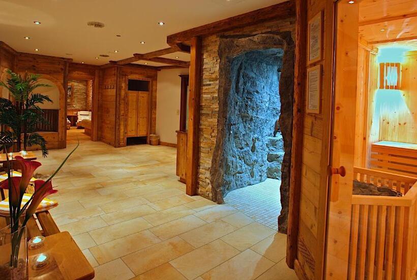 Отель Am Schloßberg