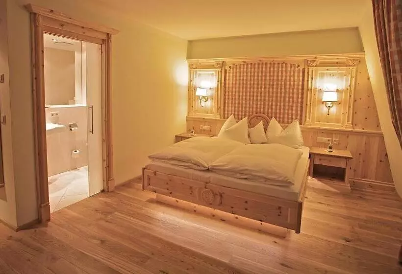 בית מלון כפרי Am Schloßberg