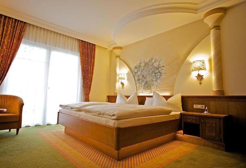 Отель Am Schloßberg