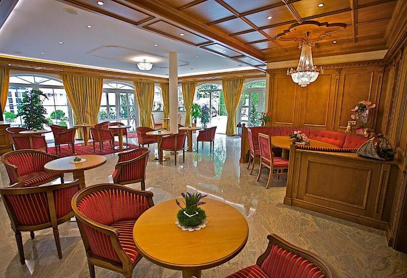 Отель Am Schloßberg