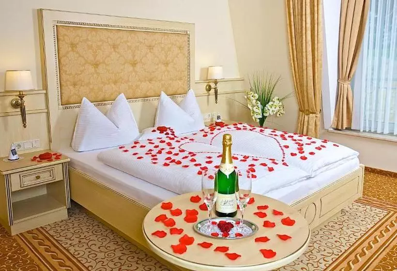 בית מלון כפרי Am Schloßberg