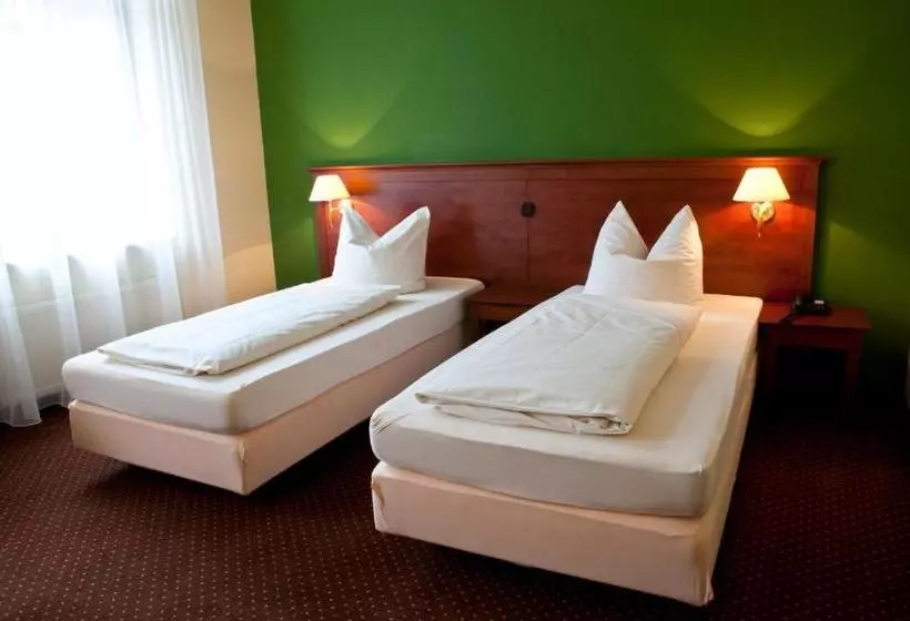 Отель City Garni