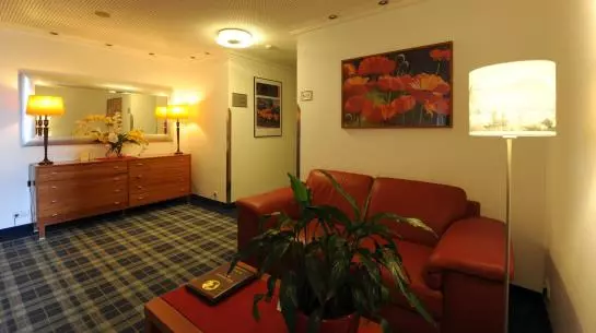 Отель Continental