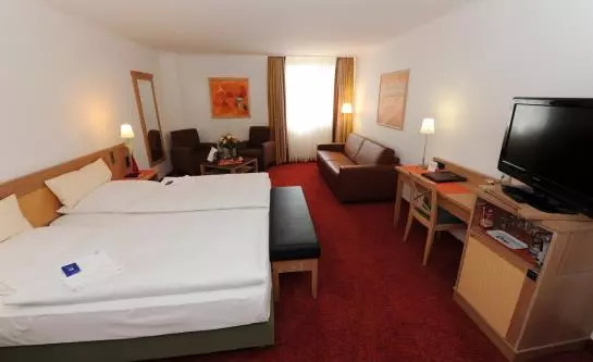 Отель Continental