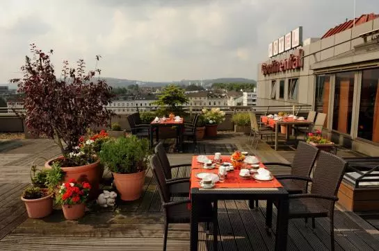 Отель Continental