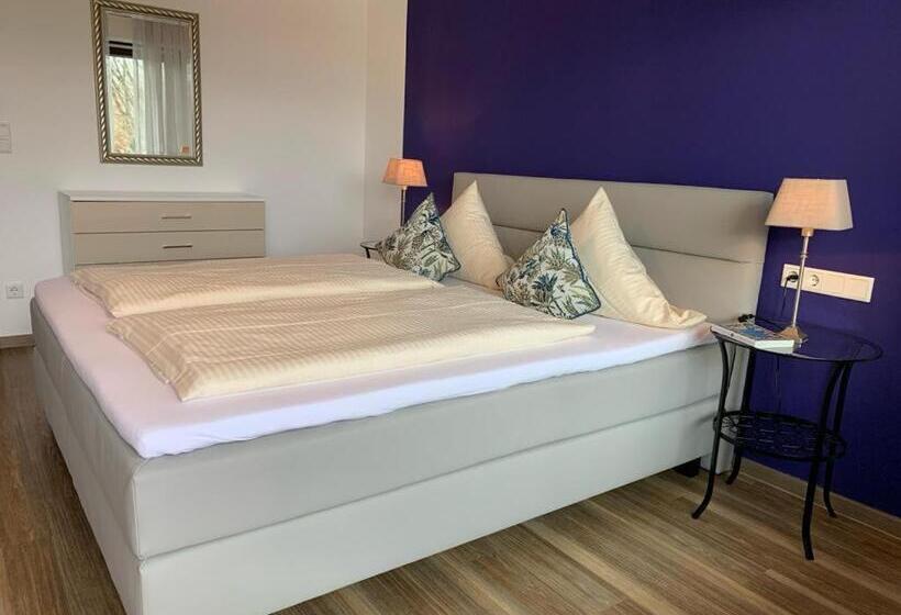 فندق Garni Bellevue