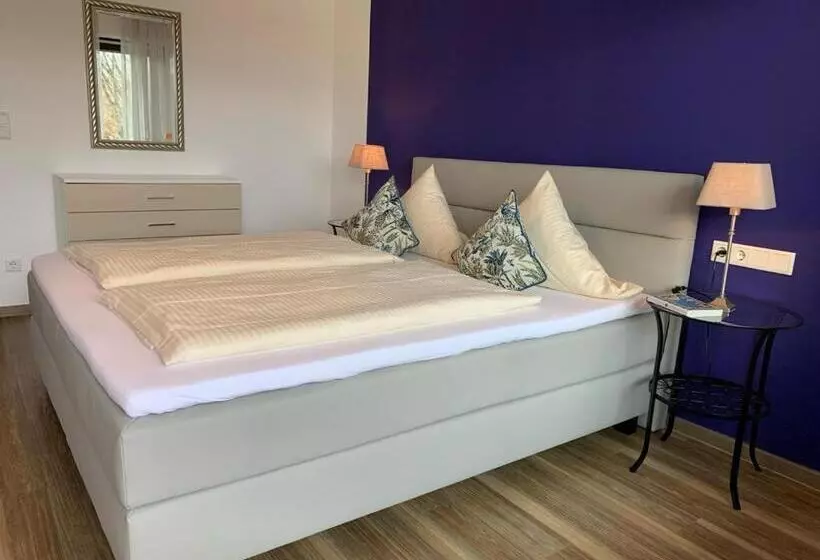 فندق Garni Bellevue