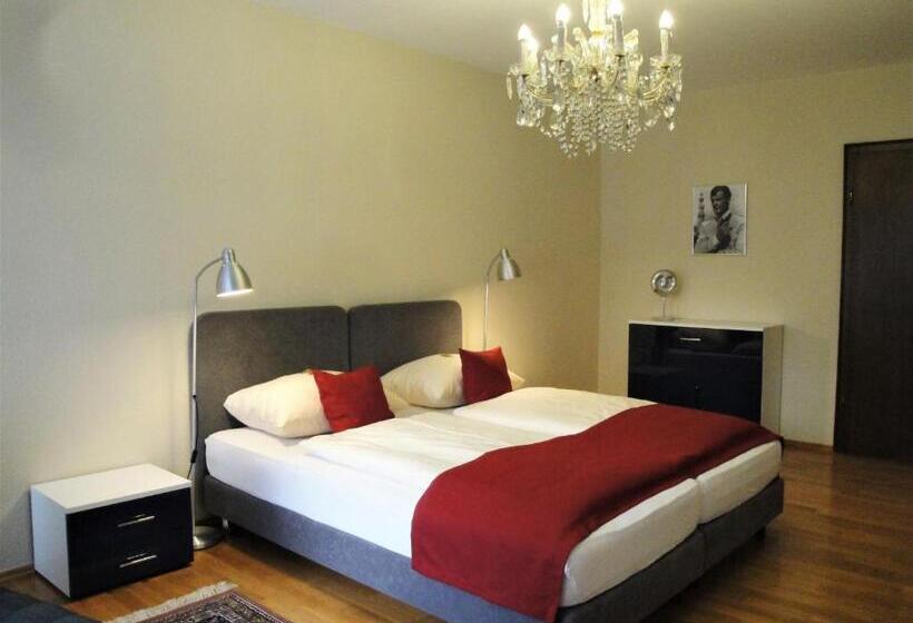 فندق Garni Bellevue