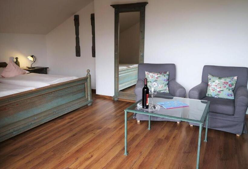 فندق Garni Bellevue