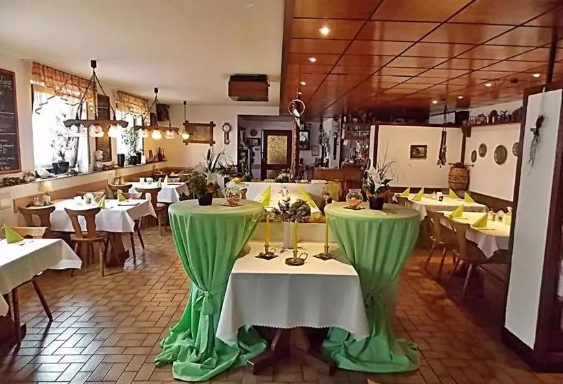 בית מלון כפרי Gasthof Goldener Stern