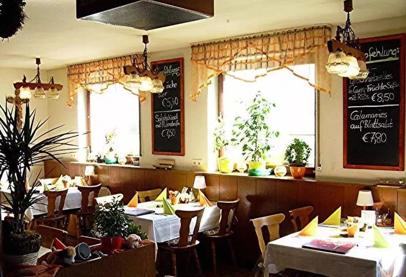 בית מלון כפרי Gasthof Goldener Stern