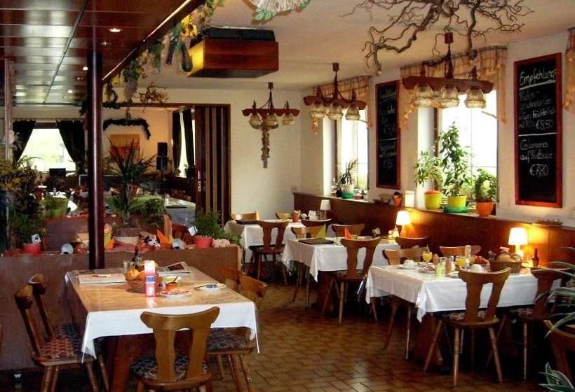 בית מלון כפרי Gasthof Goldener Stern