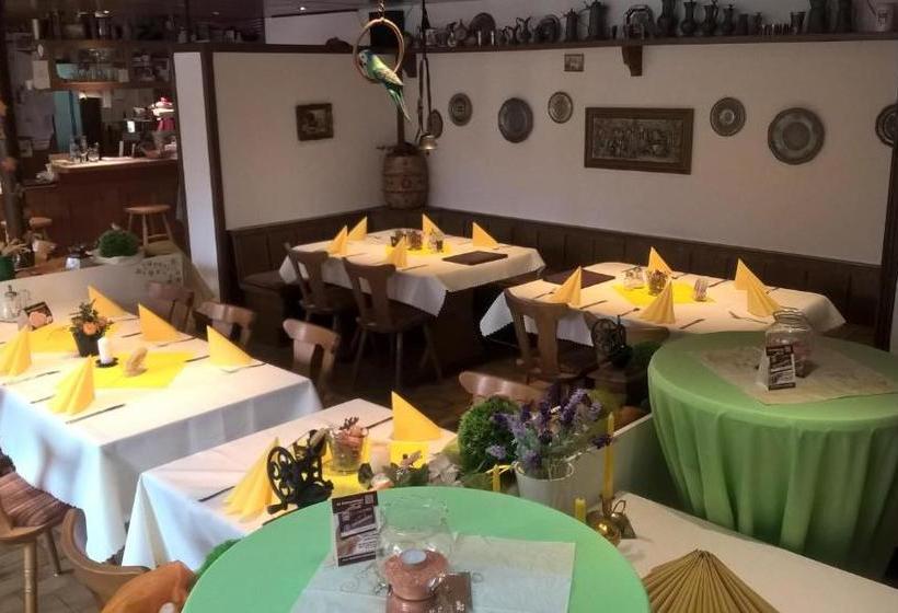 בית מלון כפרי Gasthof Goldener Stern