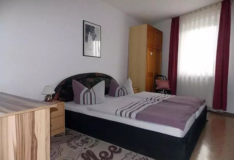 בית מלון כפרי Gasthof Goldener Stern