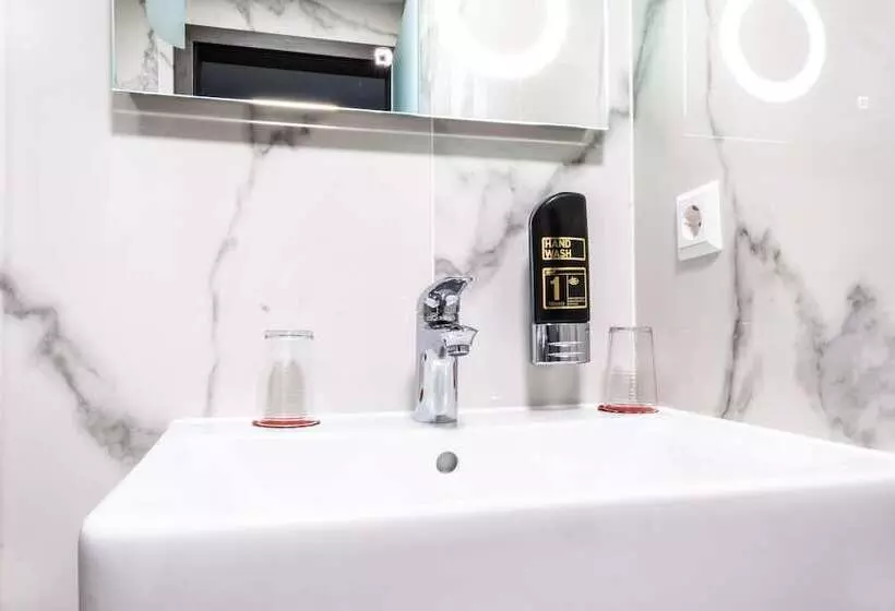 בית מלון כפרי & Restaurant Knote