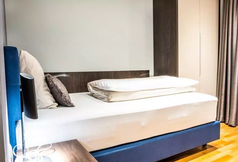 בית מלון כפרי & Restaurant Knote