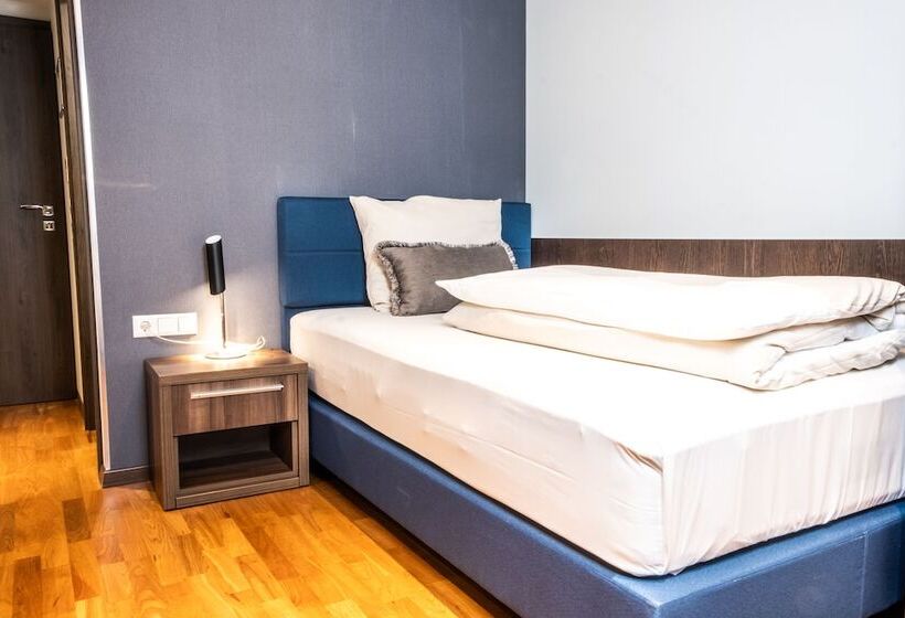 ホテル & Restaurant Knote