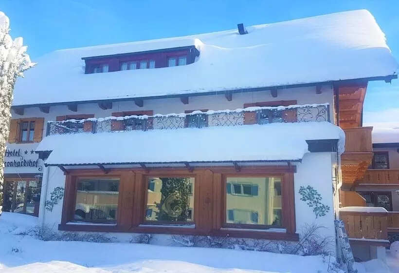 Отель Leonhardihof