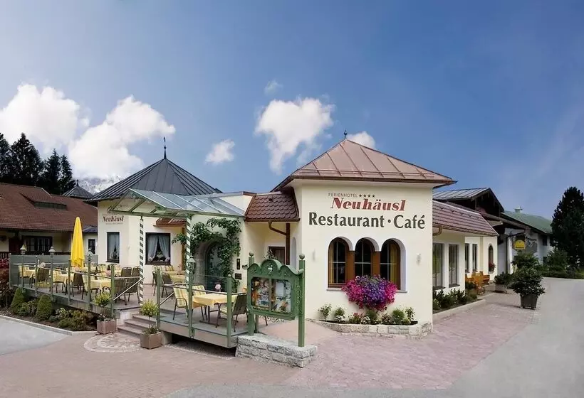 فندق Neuhausl Superior
