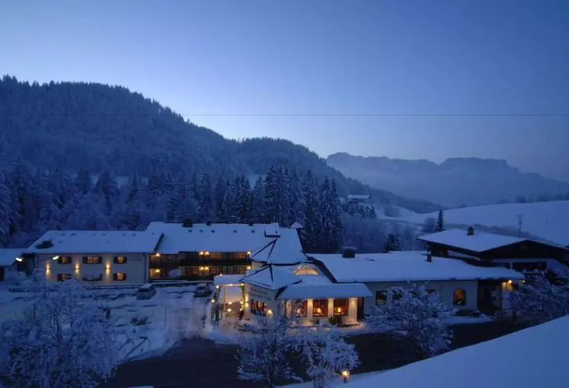 فندق Neuhausl Superior