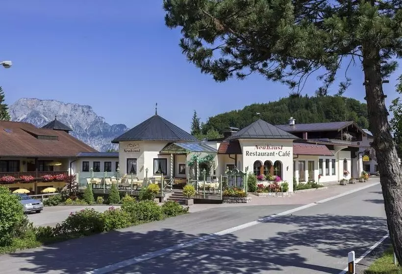 فندق Neuhausl Superior