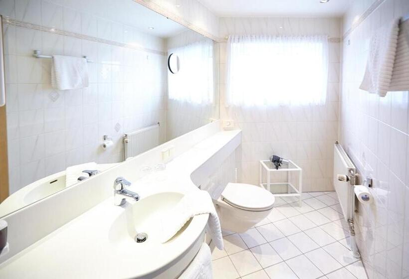 בית מלון כפרי Sonne