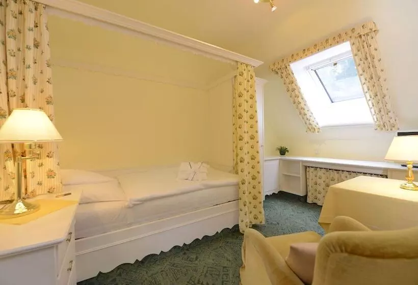 Landhaus Hotel Garni Strampenhof