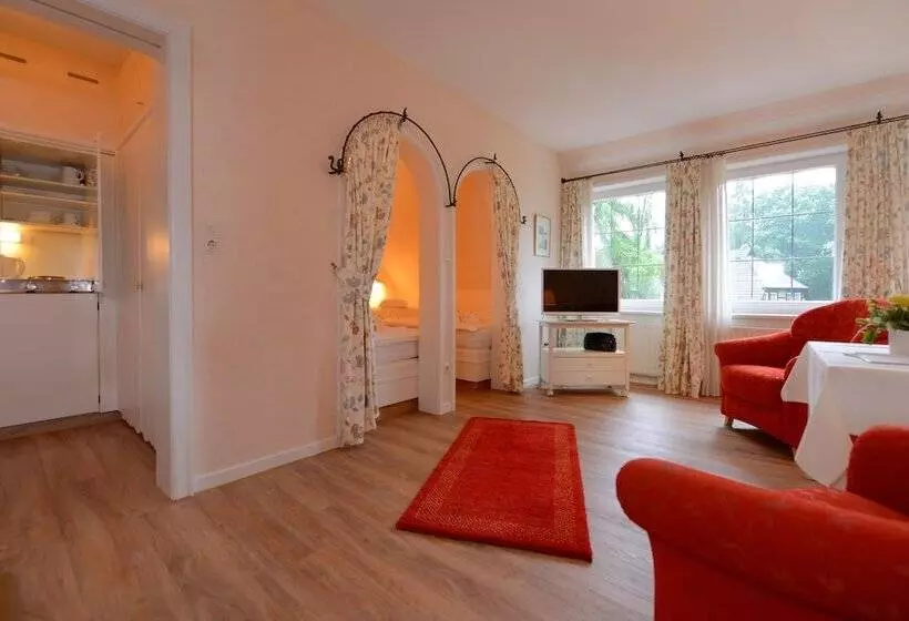 Landhaus Hotel Garni Strampenhof