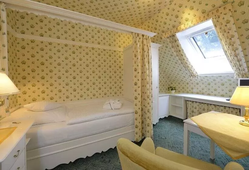 Landhaus Hotel Garni Strampenhof