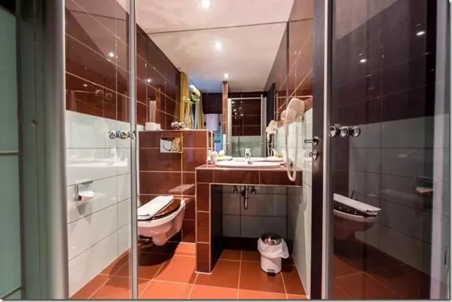 هتل Gutshof Wellenbad