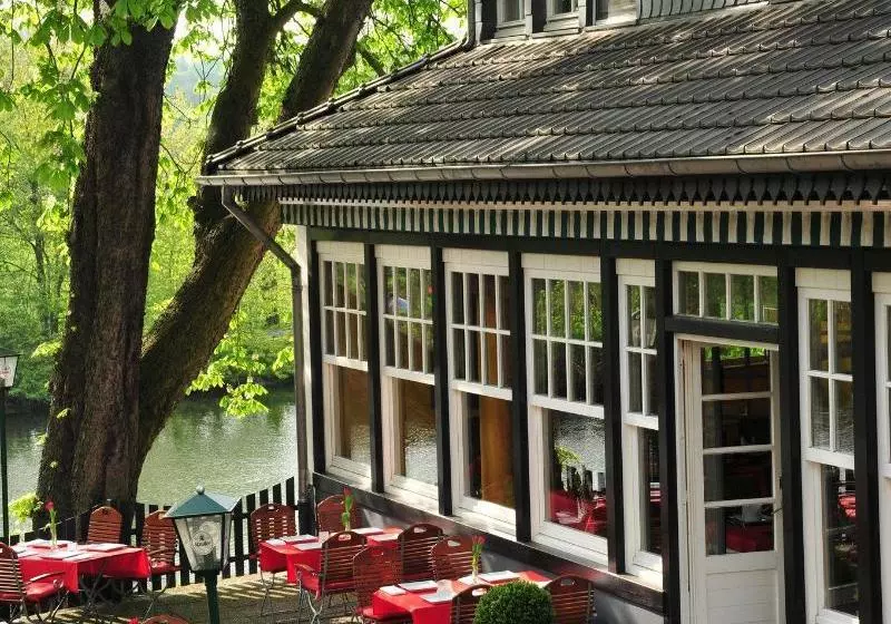 فندق Am Ruhrufer