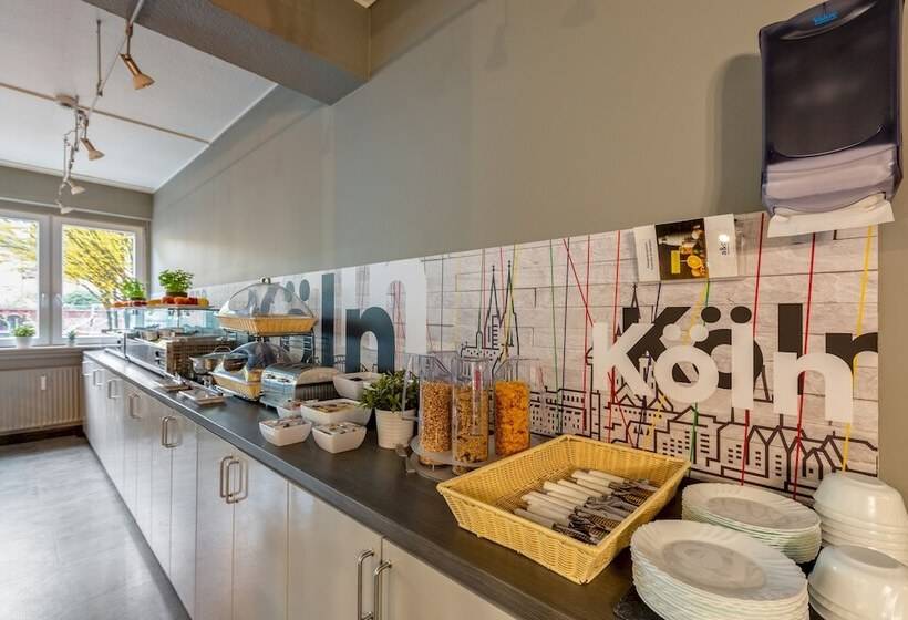 ホテル a&o Koln Hauptbahnhof