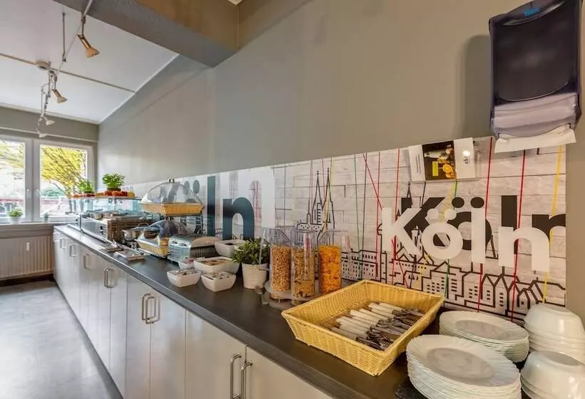 ホテル a&o Koln Hauptbahnhof