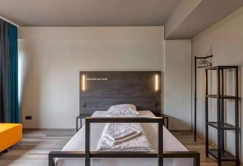 ホテル a&o Koln Hauptbahnhof