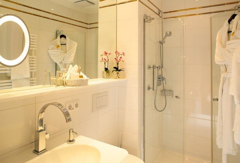 בית מלון כפרי Chateau Fontenay